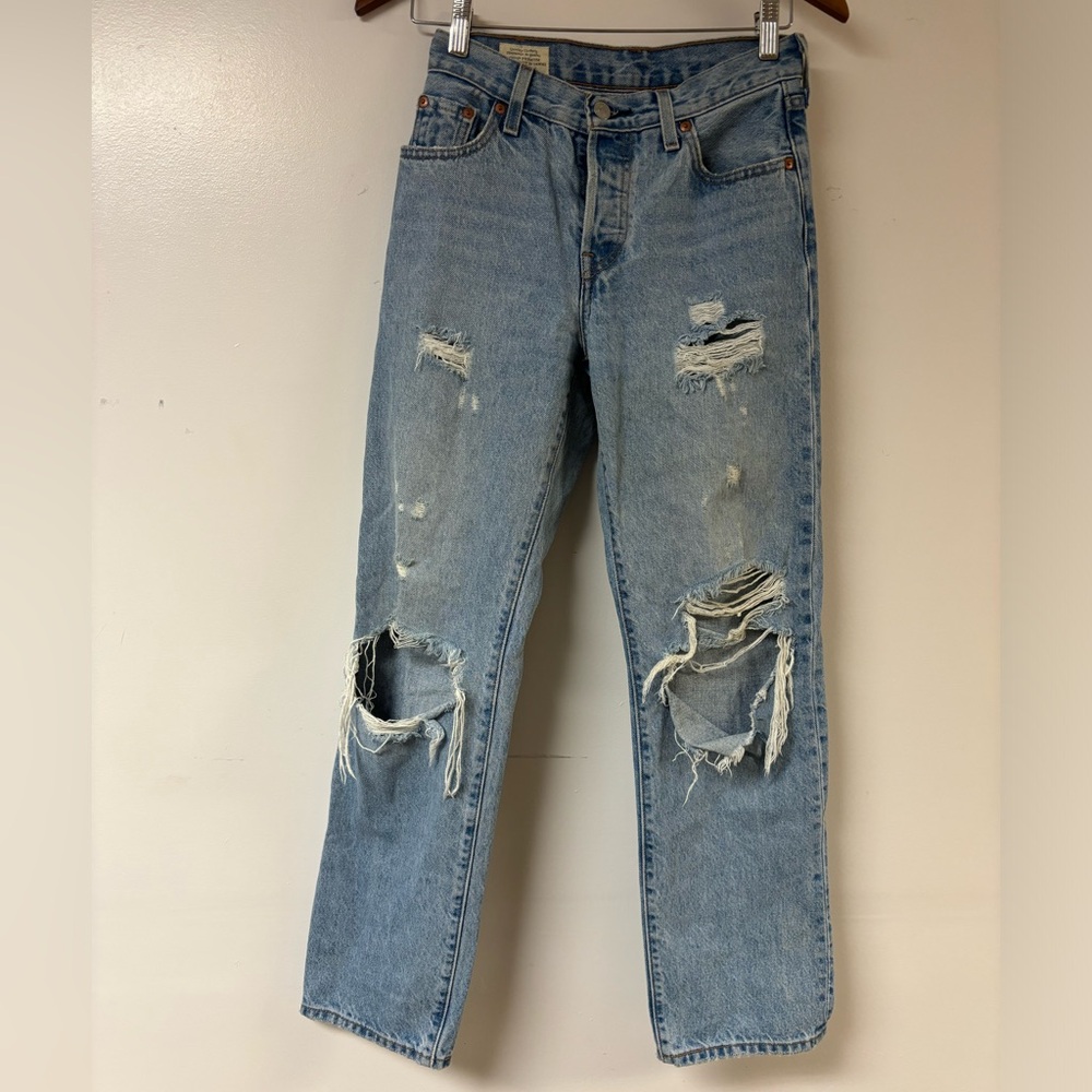 Levi's 501 premium distressed button fly